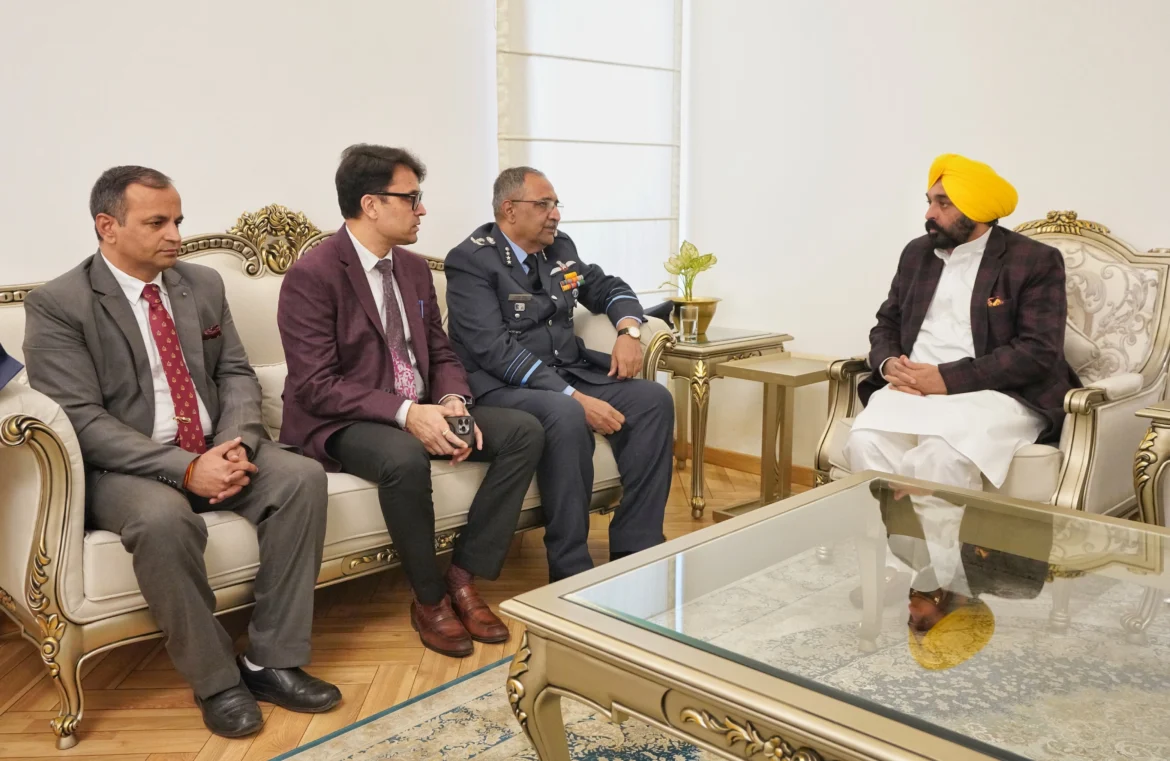 Punjab government to increase share of Punjabi youth in the Indian Armed forces